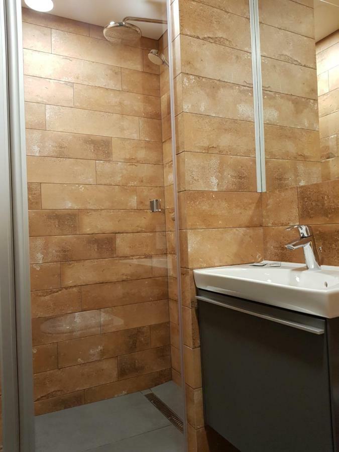 Mona Apartamentai Telšiai Kültér fotó